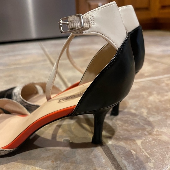 Nine West dressy shoes - Picture 3 of 9
